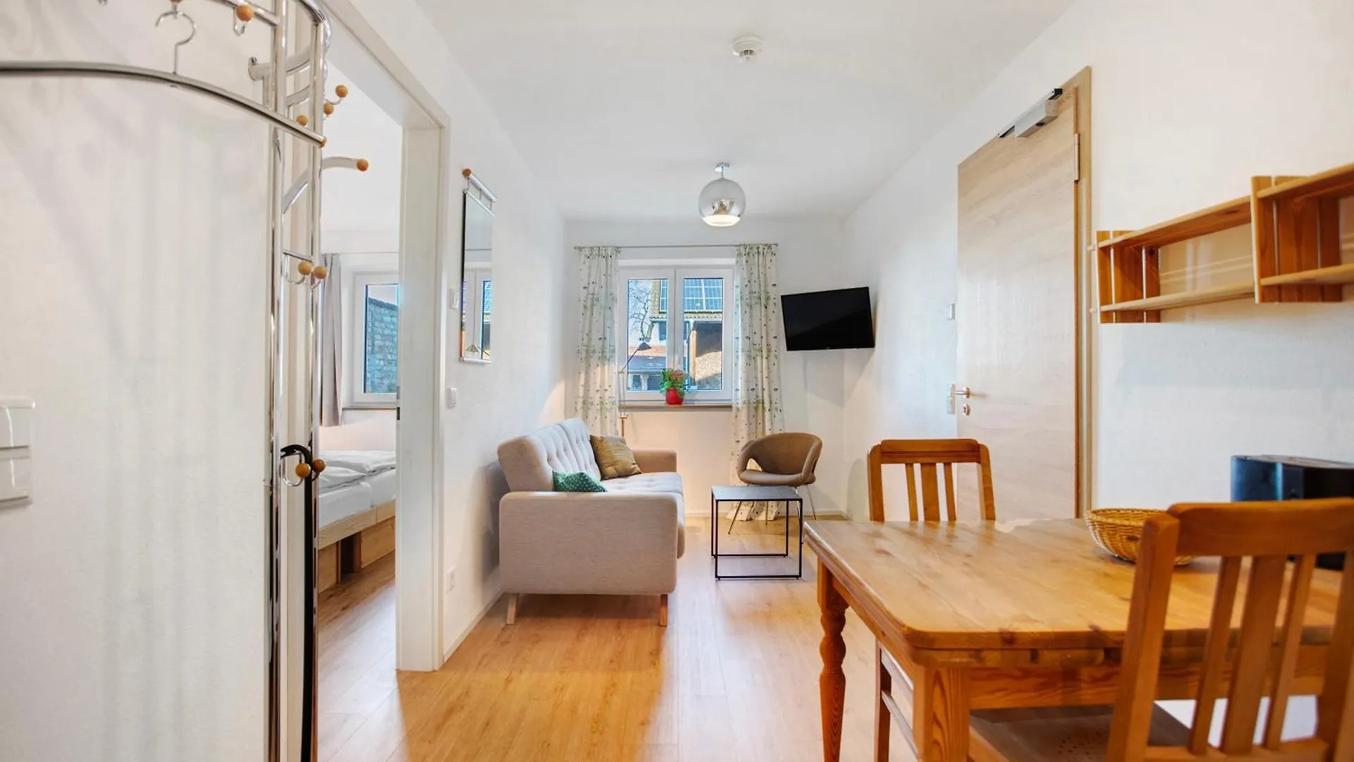 Apartament Haus Am Hof Kirchseeon 0*,  Niemcy
